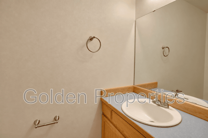 Coeur d'Alene Condo: 3401 N 4th Street
