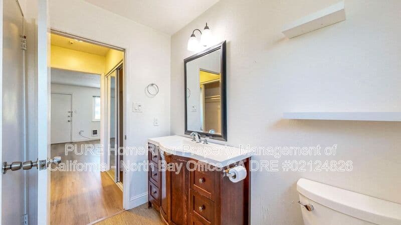 Santa Rosa Condo: 555 Dexter St