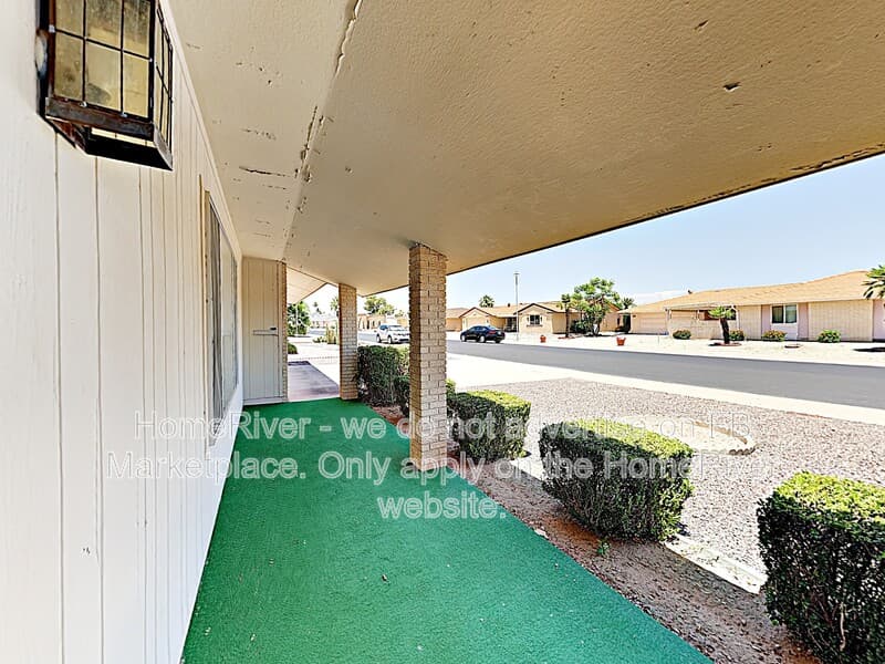 Sun City House: 10413 W Oak Ridge Dr