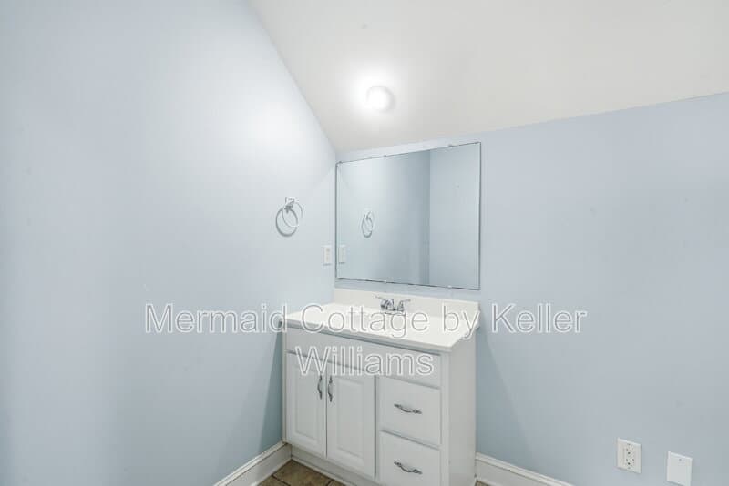Beaufort House: 24 Pickens Street