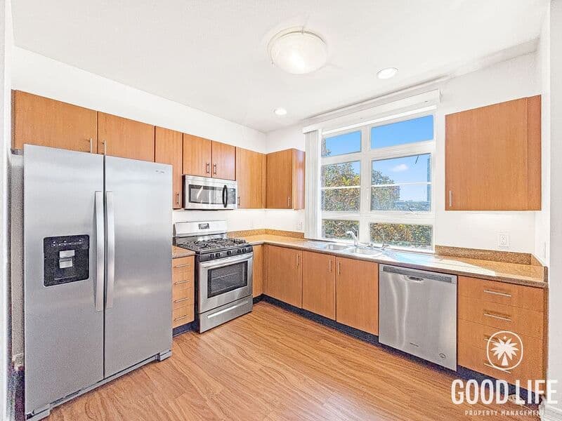 San Diego Condo: 1400 Broadway