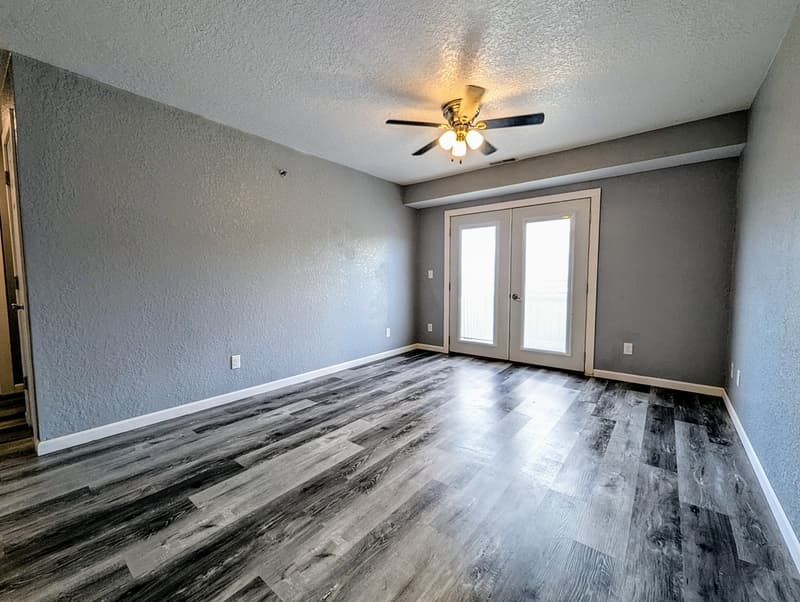Oskaloosa Condo: 1317 B Avenue West 19