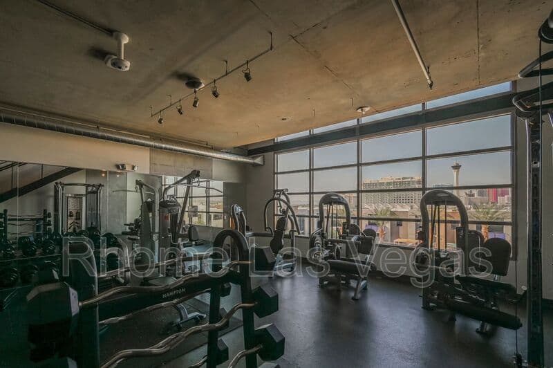 Las Vegas Condo: 353 E Bonneville Ave
