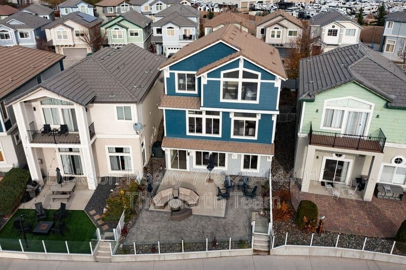 Sparks House: 1165 Harbour Cove Court