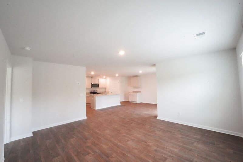 Bloomingdale House: 433 Coconut Dr