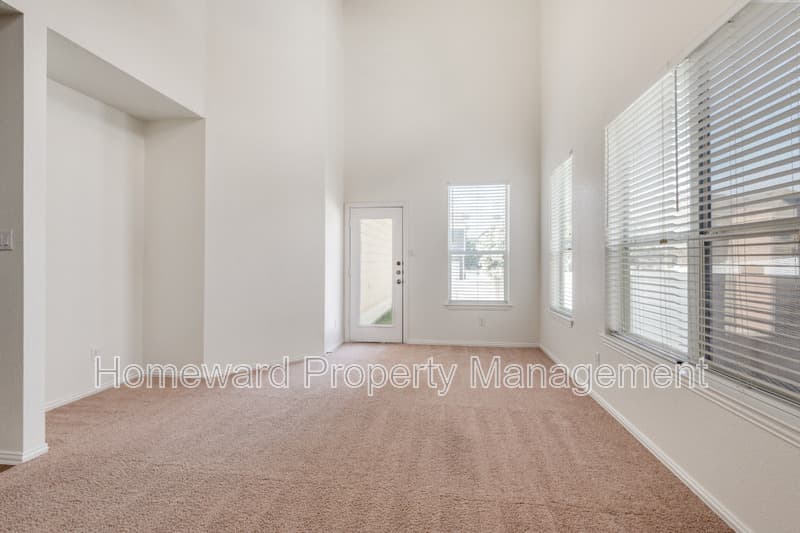 Aubrey House: 10256 Franklin Drive