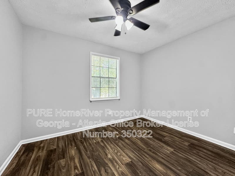 Riverdale House: 191 Aaron Ct