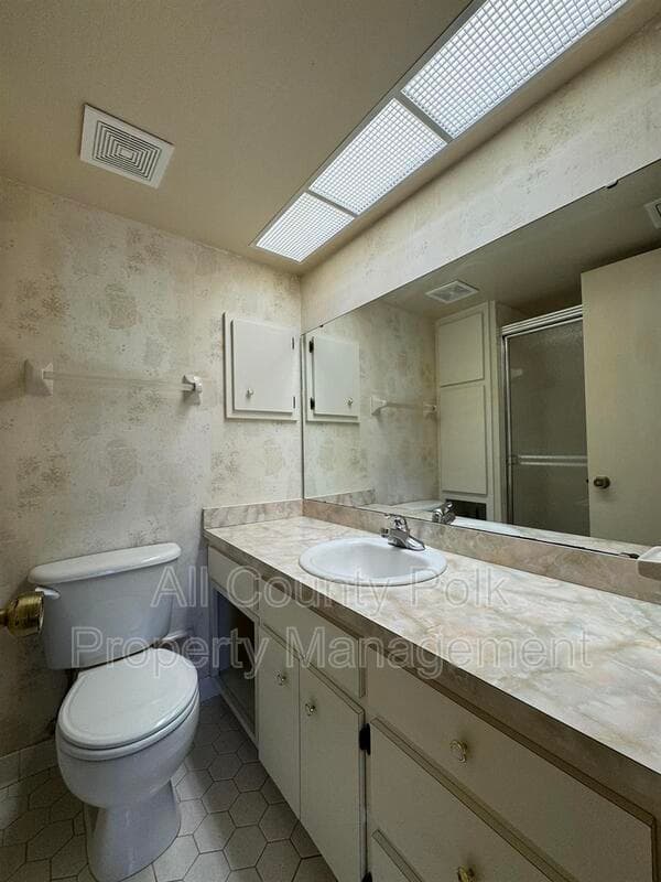Lakeland Townhome: 542 Lake Carolyn Cir