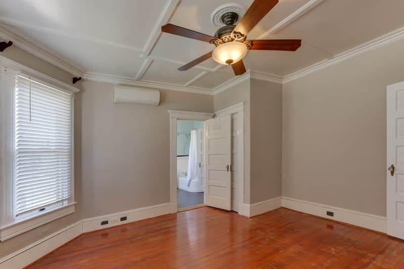 Portsmouth House: 1051 Naval Ave