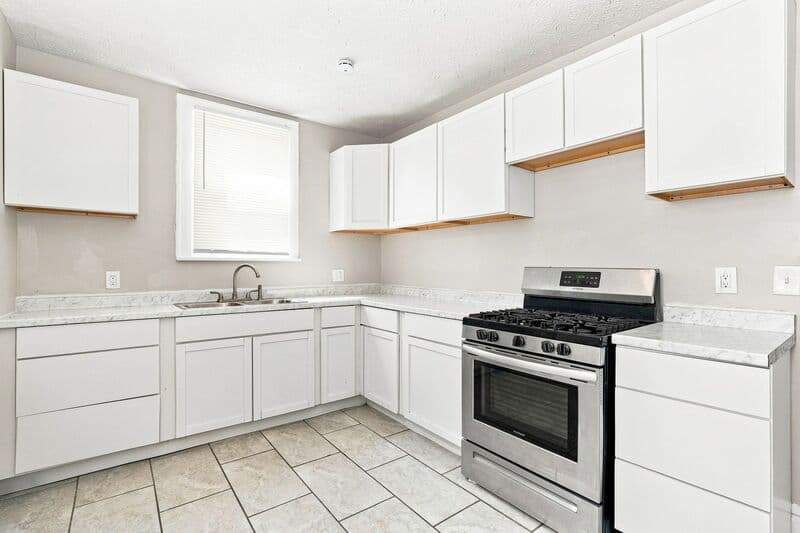 Columbus House: 132 S. Highland Avenue