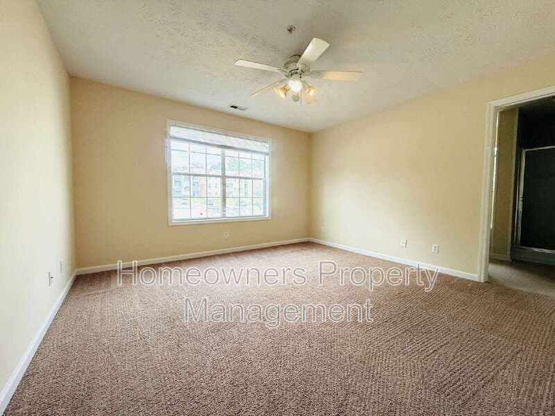 Fayetteville House: 349-5 Waterdown Dr