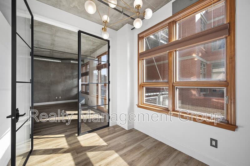 San Diego Condo: 877 Island Ave