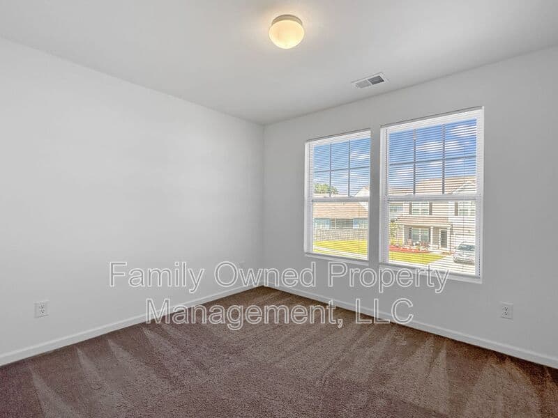 Summerville House: 105 Whimbrel Drive