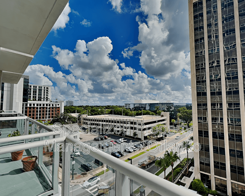 Orlando House: 150 E Robinson St