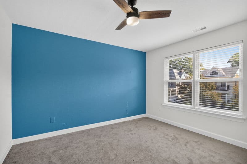 Portsmouth House: 242 Webster Ave