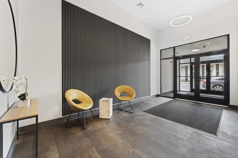 Orange Condo: 49s Day St. - 603
