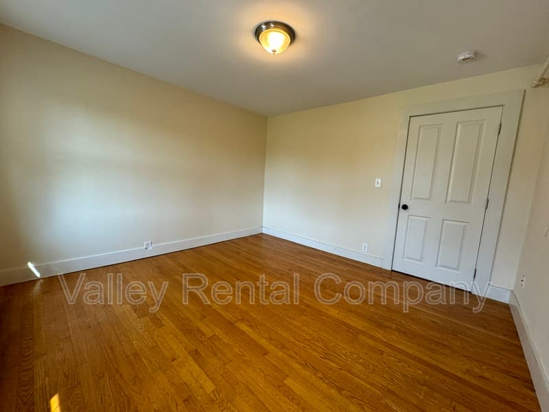 Hadley Condo: 132 Middle Street - 3