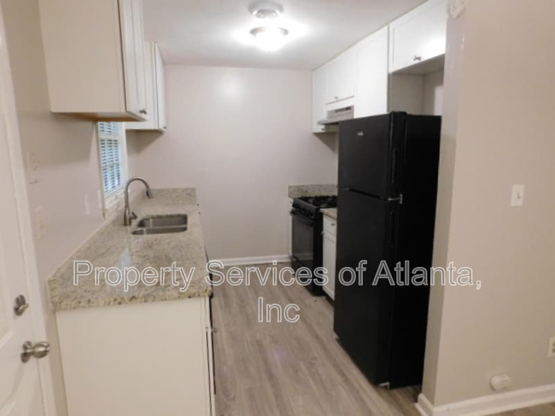 Jonesboro House: 7593 Casper Ct