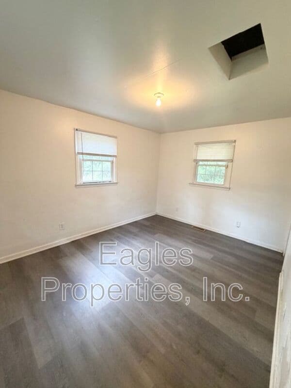 Goldsboro House: 103 Brock St