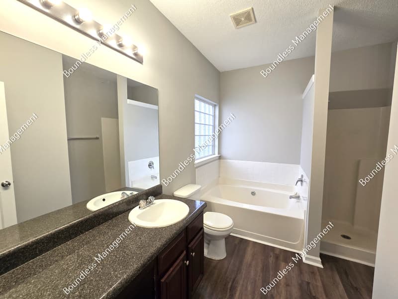 Atlanta House: 2330 Hackamore Dr