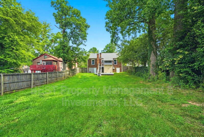 Charlotte House: 2208 Wilmore Drive