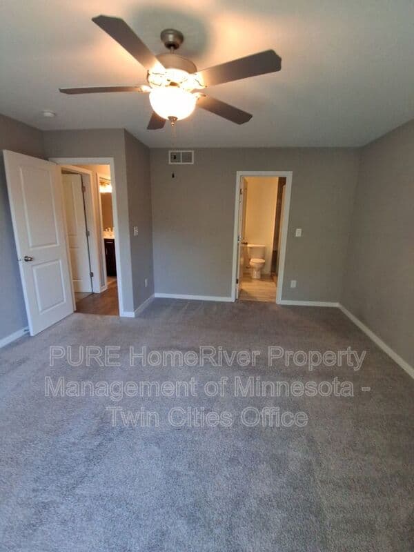 Rochester House: 3453 Ridgeline Dr SE