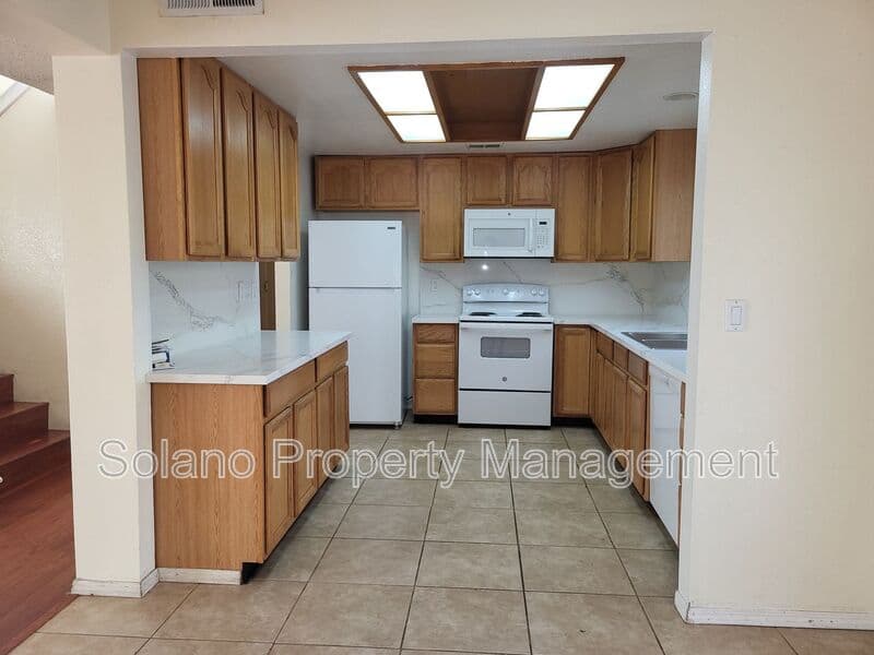 Vallejo House: 125 Serpentine Drive