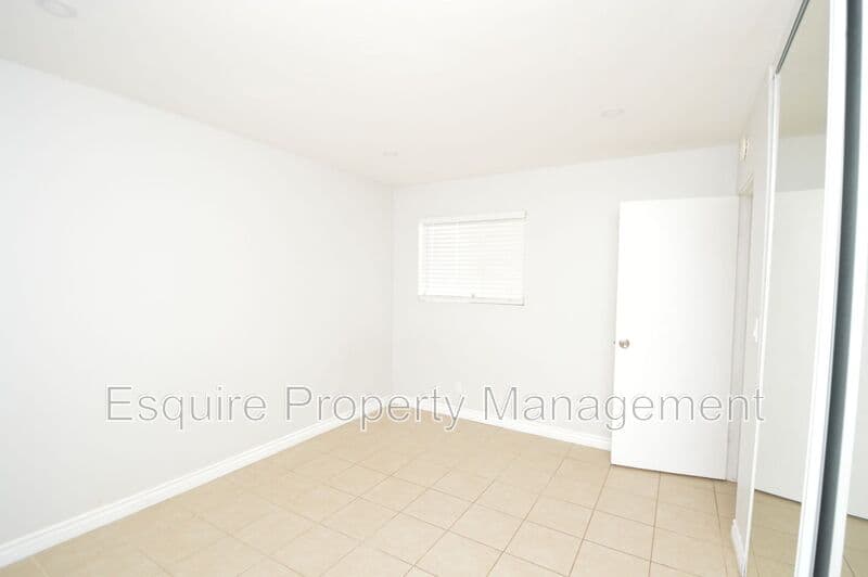 OXNARD Condo: 421 FIRST STREET
