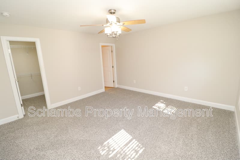 Raleigh House: 4404 Nicolas Pl