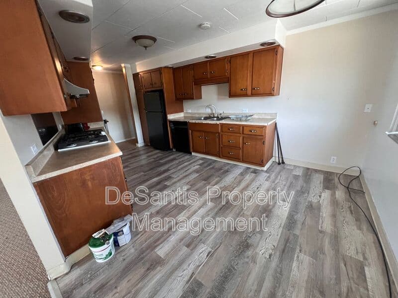 Ambridge Condo: 810 Merchant Street