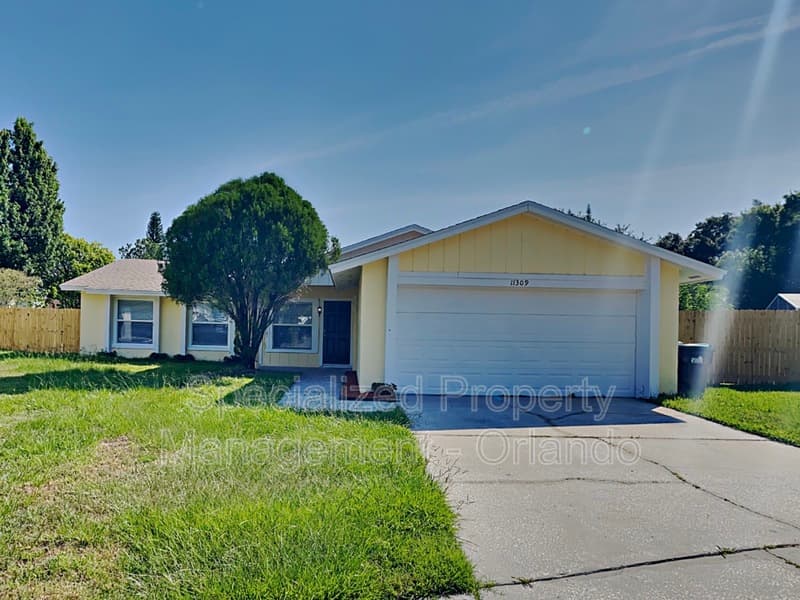 Orlando House: 11309 Darlington Dr