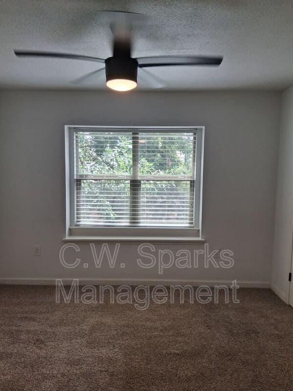 Grapevine House: 1503 Laguna Vista Way