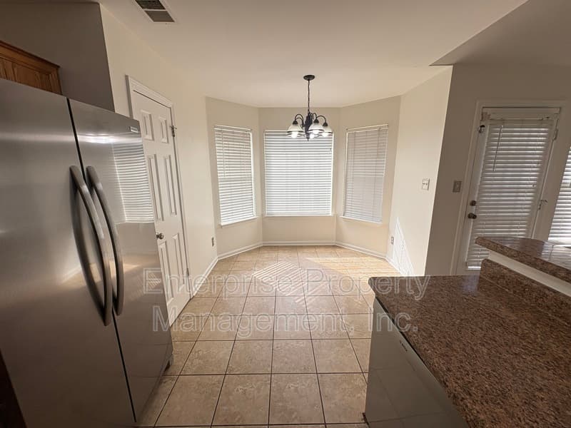Cordova House: 7125 Showboat Ln