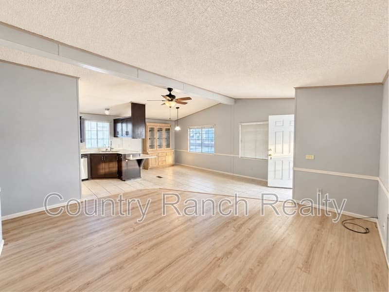 Bullhead City House: 530 Havasu Lane