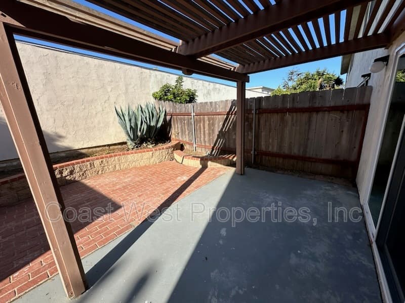 Carlsbad Condo: 342 Juniper Ave