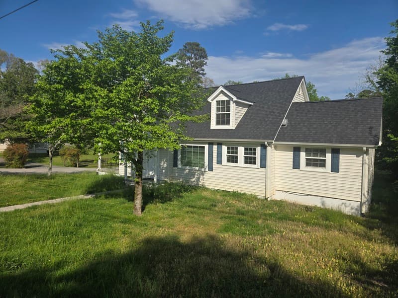 Ooltewah House: 4094 University Drive