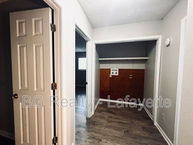 Lafayette Townhome: 211 Al Pearsons Dr