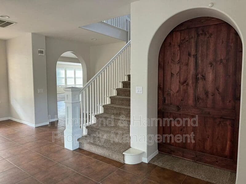 Simi Valley House: 5552 Evening Sky Dr