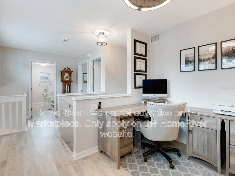 Sarasota Condo: 4422 Winston Ln S