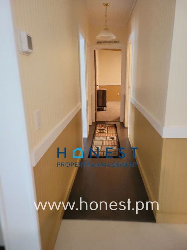 West Gardiner House: 107 Woodland Dr