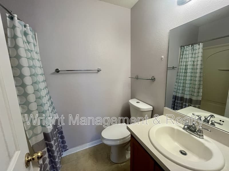 Tampa Townhome: 8710 Sheldon Creek Boulevard