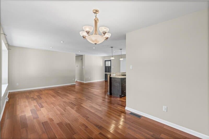 Northfield House: 11 Fifield Ave.