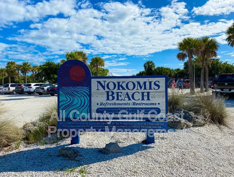 Nokomis House: 15097 Cuzcorro Ct