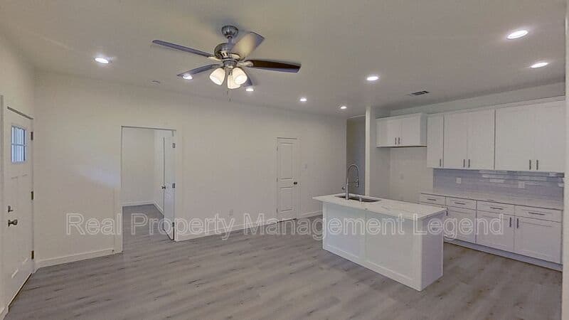 Denison House: 1009 Dubois St.