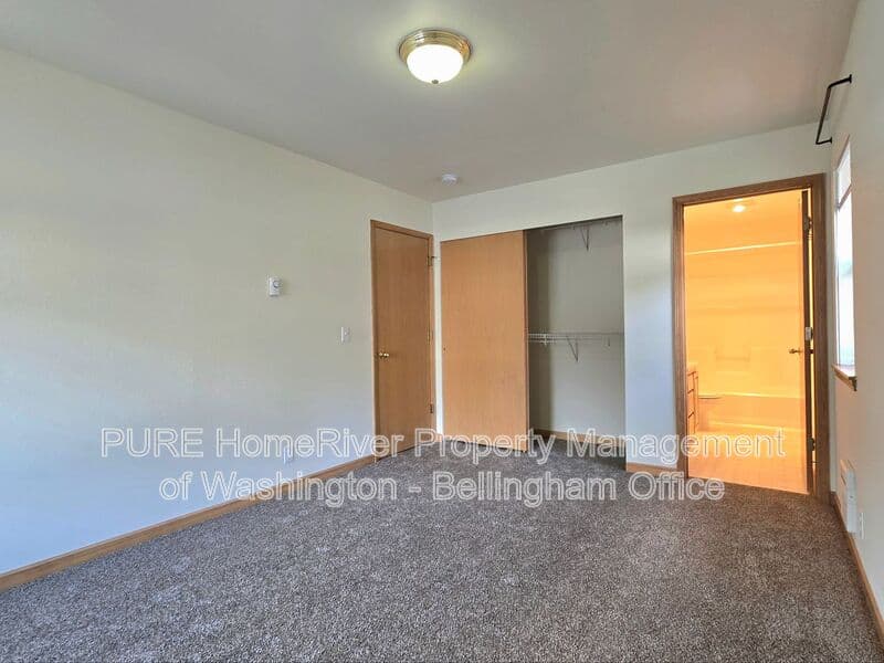 Bellingham Condo: 655 W Horton Road