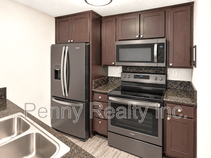 San Diego Condo: 5540 Lindo Paseo