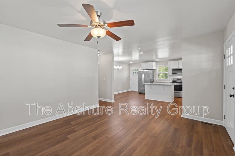 Raleigh House: 121 Gilbert Avenue