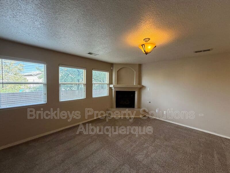 Albuquerque House: 1904 Busher St. SE