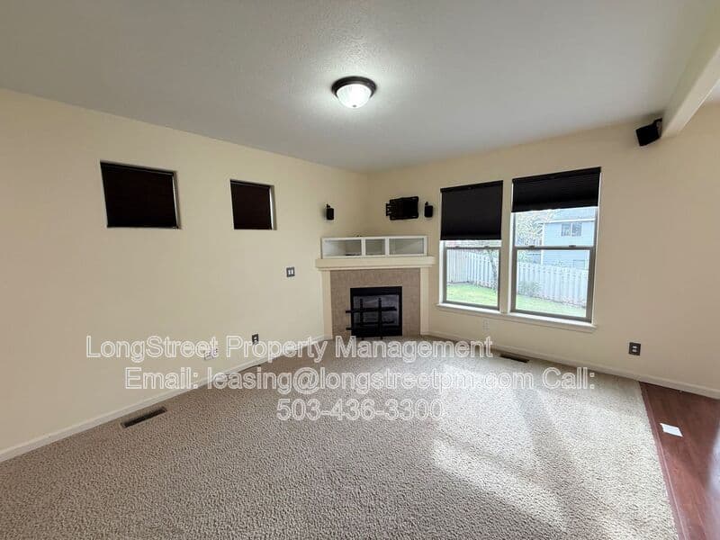 Salem House: 823 Crouchen St NW