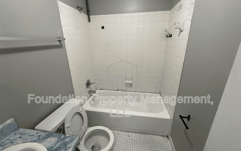 Horn Lake House: 3130 Normandy Drive